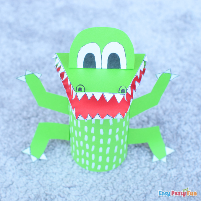 DIY Crocodile Paper Roll Craft