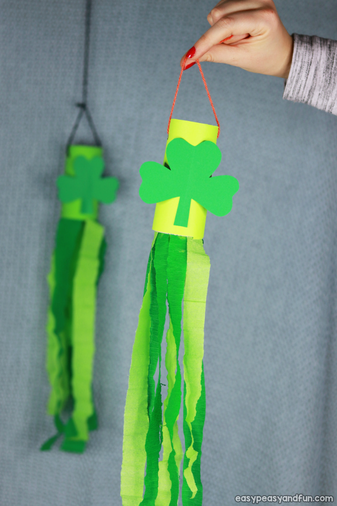St. Patrick's Day Windsock Toilet Paper Roll Craft